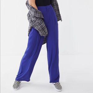 UO Paris pleated puddle pant